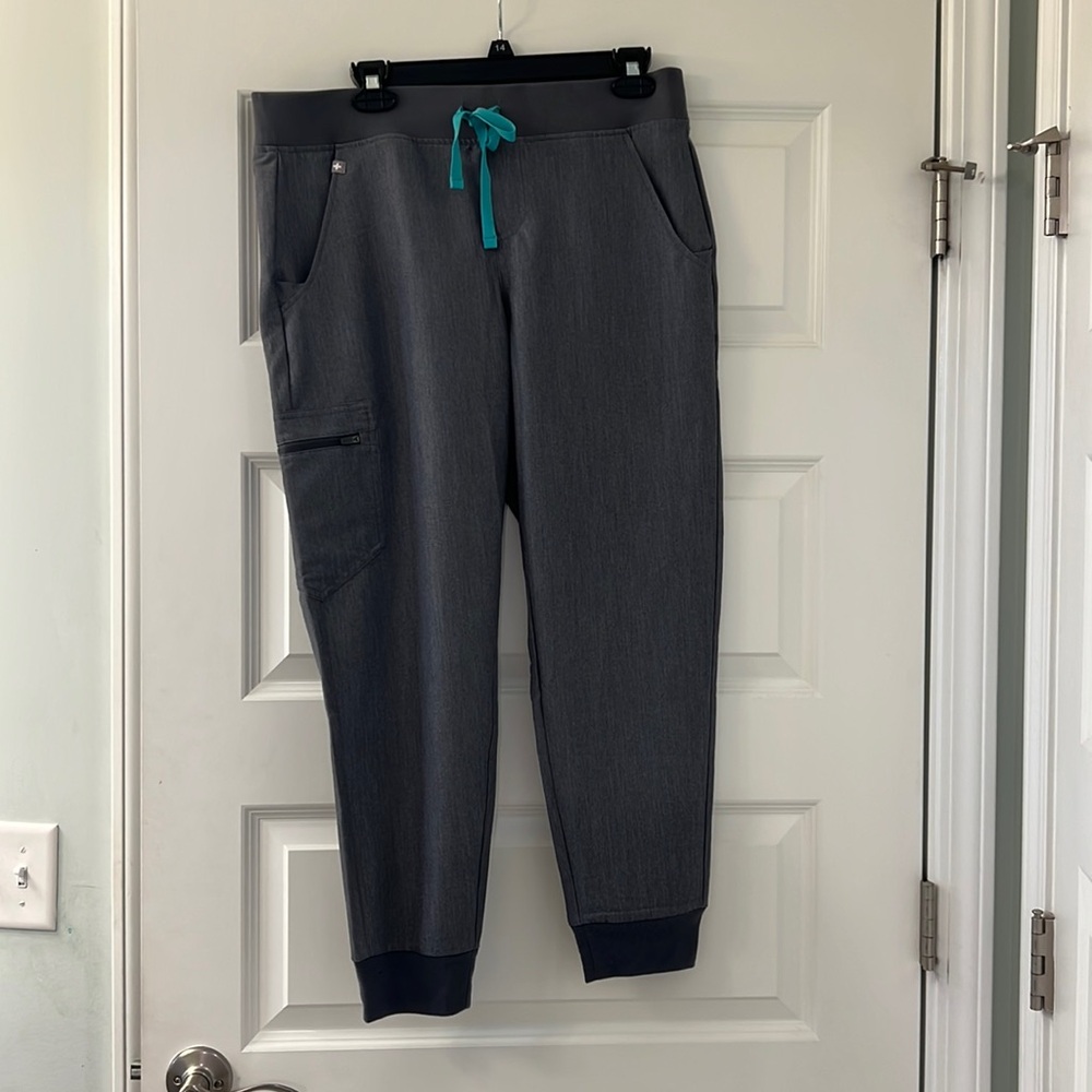 COPY - Brand New with Tags Grey Figs jogger scrubs